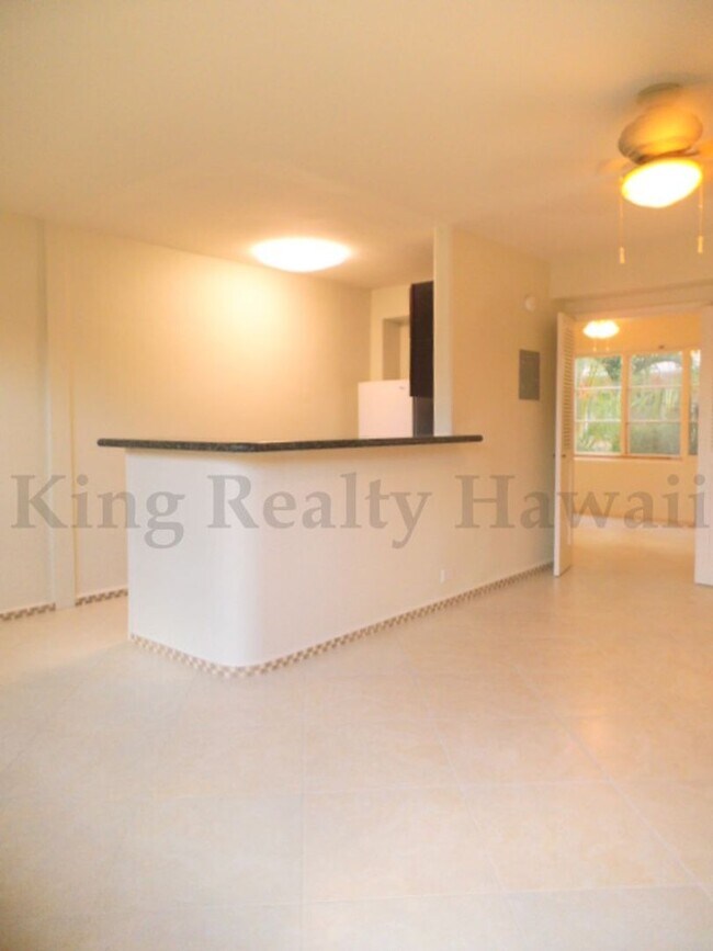 Building Photo - ***CLEAN & UPGRADED 1 bedroom / 1 bath ,EX...