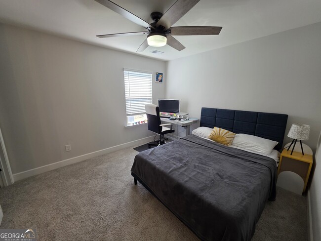 Building Photo - 207 Randall Dr