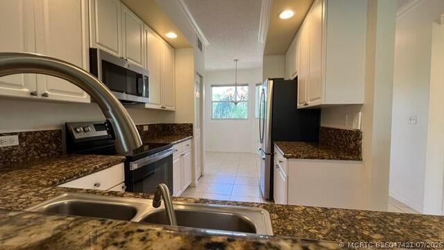 Building Photo - 26 Royal Palm Way