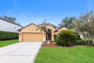 Building Photo - 300 Oaklanding Dr