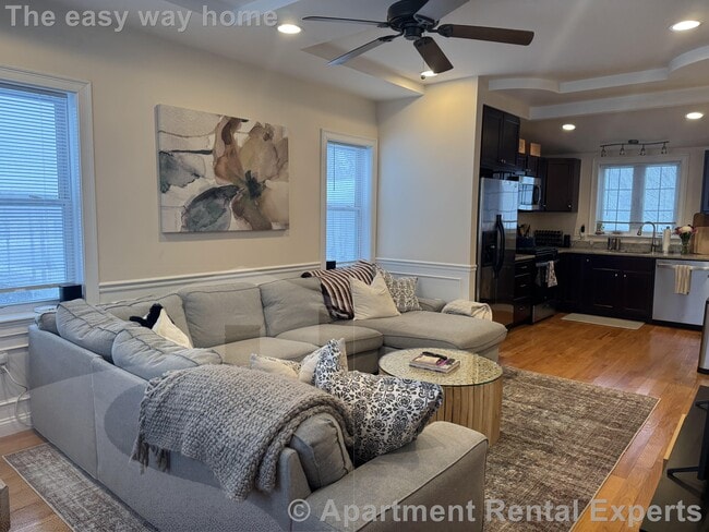 Building Photo - 11 Winthrop Ct