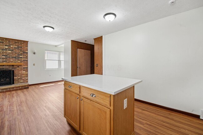 Building Photo - 1806 Balsamridge Rd