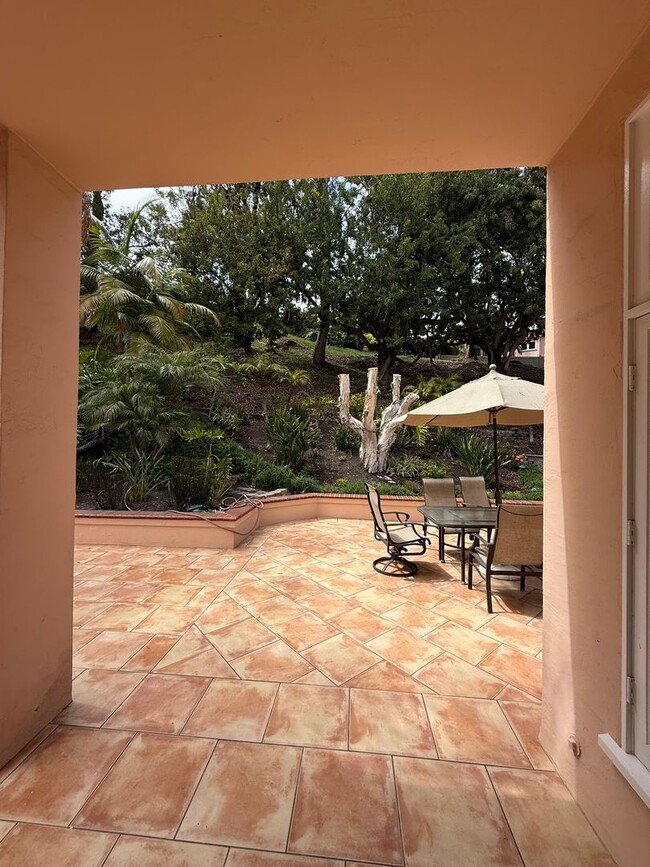 Building Photo - Spacious 3-Bedroom, 2.5-Bath Home for Rent...