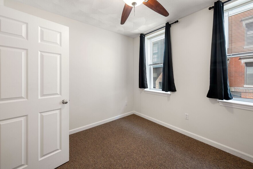 Building Photo - 66 N Margin St