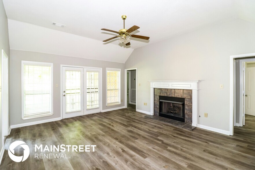 Building Photo - 498 W Tipton Lake Cir