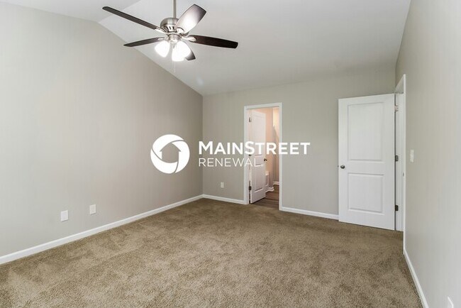 Building Photo - 3 Bedroom Pet-Friendly Home in Winston-Sal...