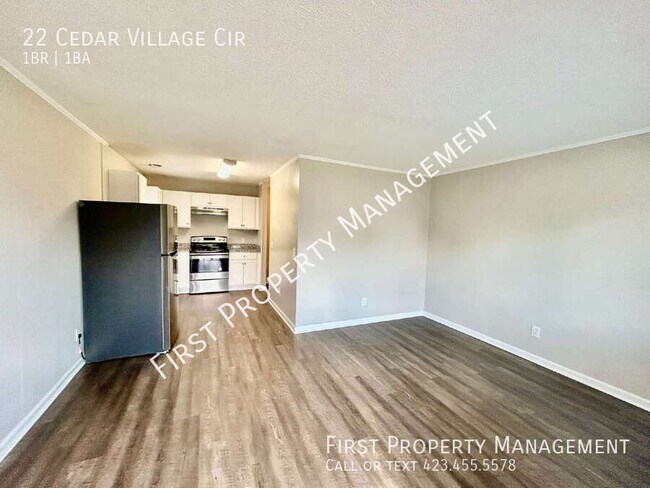 Primary Photo - 22 Cedar Village Cir