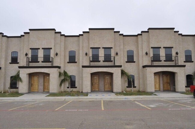 Primary Photo - 8216 Casa Verde Rd
