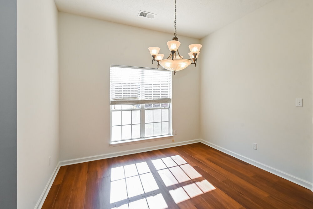 Building Photo - 7499 Essayons Dr