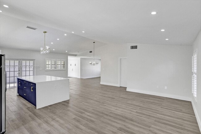 Building Photo - 12020 SW 93rd St