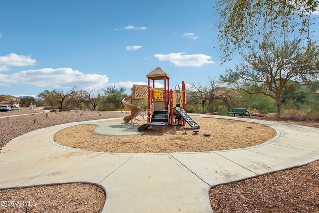 Building Photo - 10220 E Isleta Ave