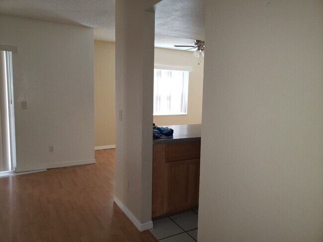 Building Photo - 9825 Turf Way