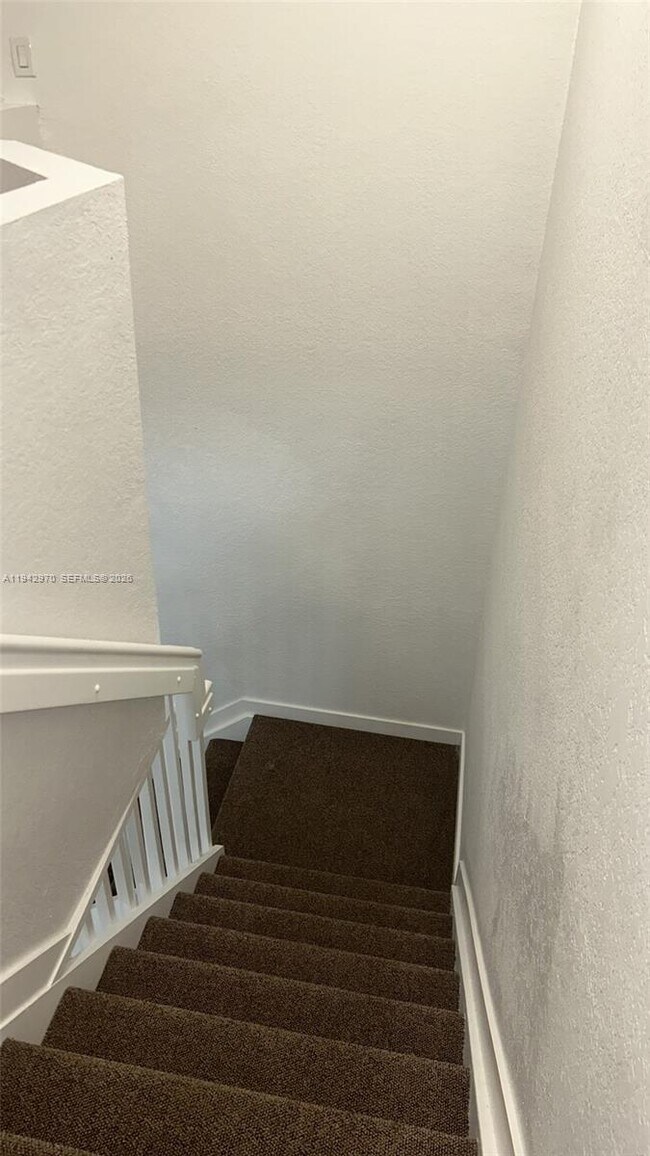 Building Photo - 10740 NW 83rd St