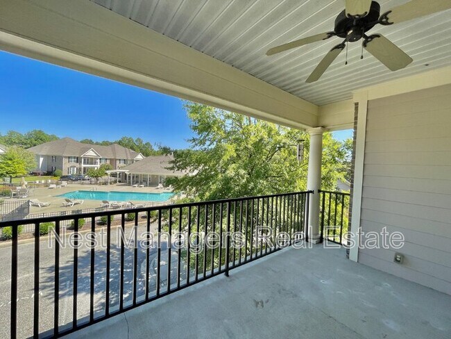 Building Photo - 1931 Dante Ln