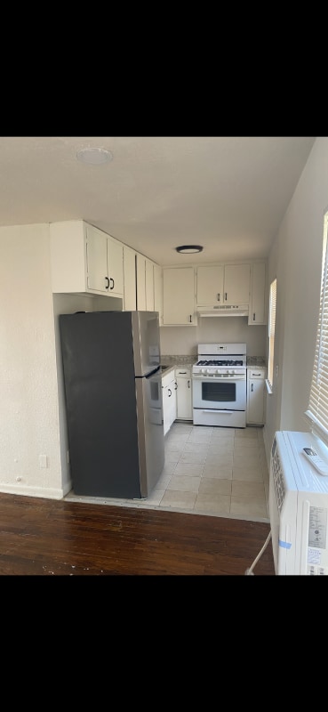 Building Photo - 1930 W Dallas St