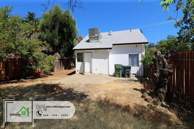 Building Photo - 2214 Waldon St