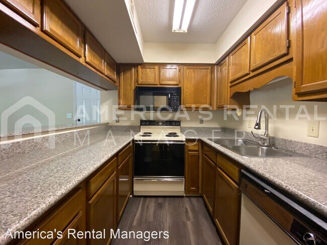 Building Photo - 2 br, 2 bath House - 106 Gables Drive