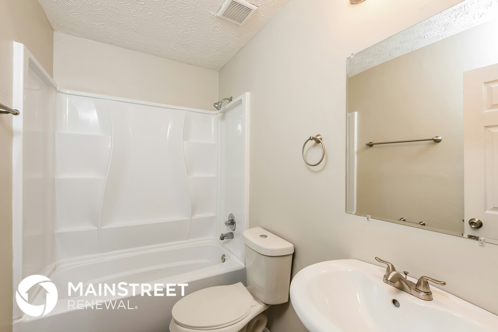 Building Photo - 6258 Leverett Dr