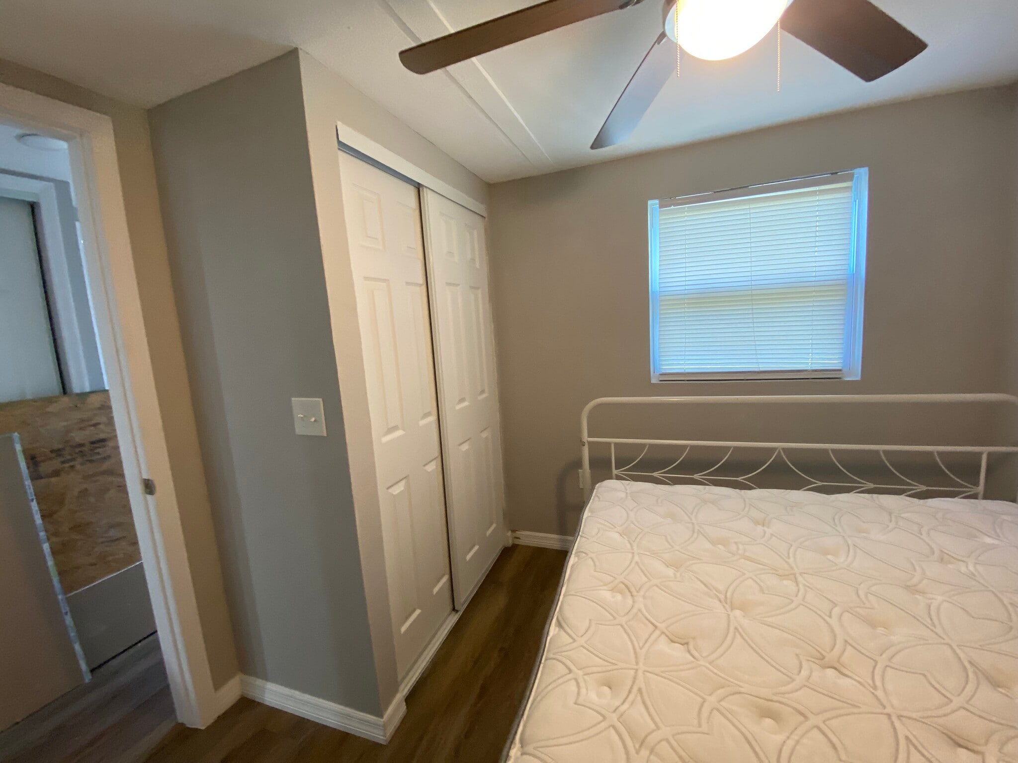 Bedroom-Closet - 218 S 4th St