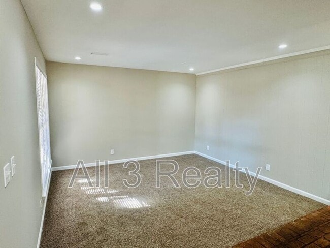 Building Photo - 3531 Edgefield Rd