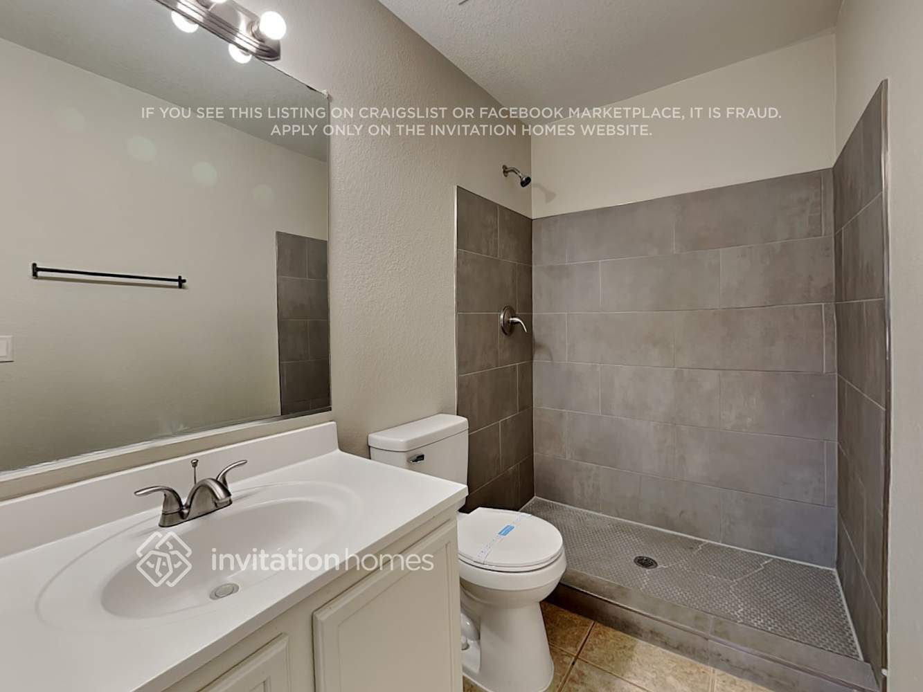 Building Photo - 9414 W Sheridan St