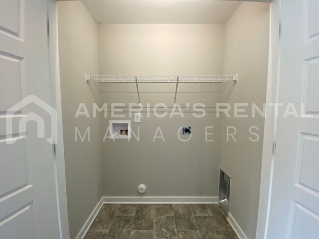 Building Photo - Home for Rent in Talladega, AL!!!