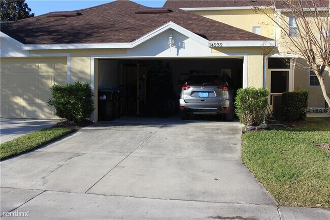 Building Photo - 3 br, 2.5 bath Townhome - 14232 Confetti Dr