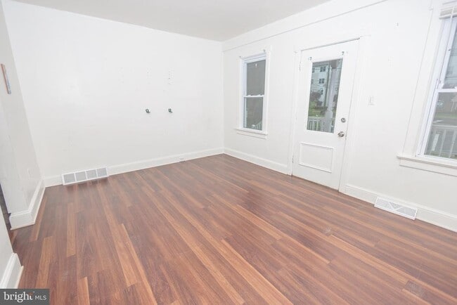 Building Photo - 132 State St