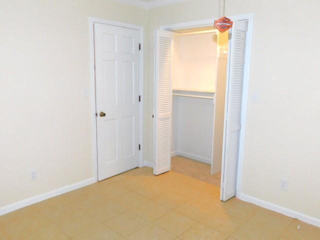 Building Photo - 2817 Thornridge Dr