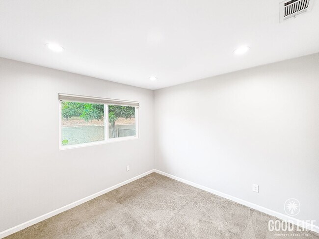Building Photo - Great 3B/2BA House in San Marcos!