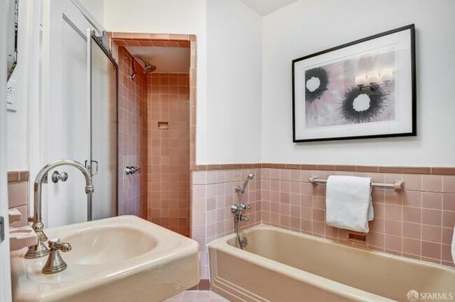 Building Photo - 1551 27th Ave