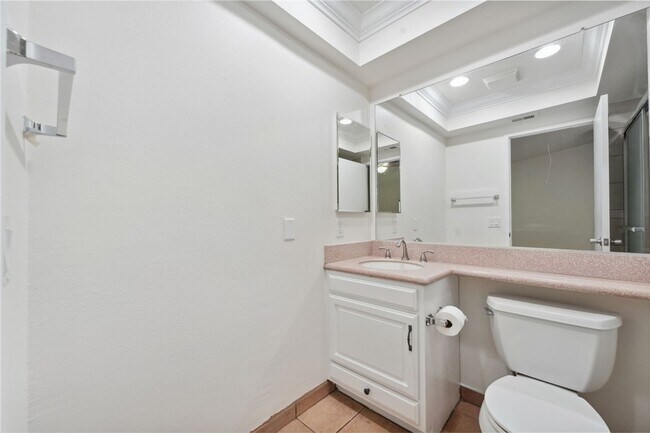 Building Photo - 4683 Teasdale Ave