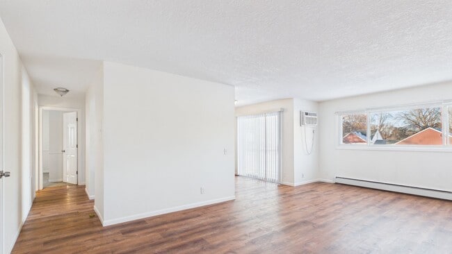 Building Photo - 10213 W 34th St
