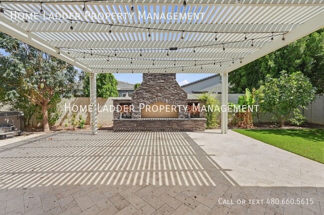Building Photo - 4203 S Apollo