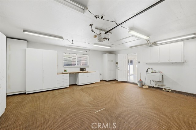 Building Photo - 9306 Gregory St