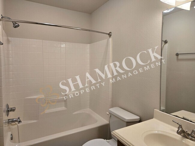 Building Photo - Sunwest Village Duplex