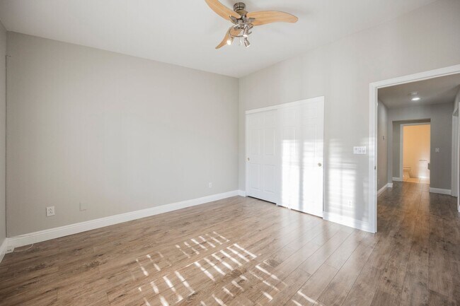 Building Photo - Gorgeous 1 Story Home in Gated Community