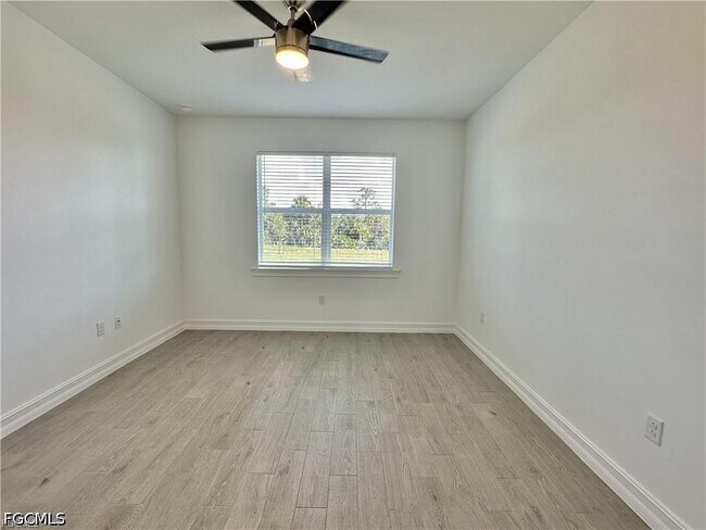 Building Photo - 43866 Blue Heron Ln