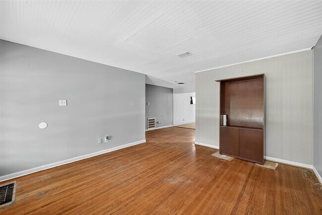 Building Photo - 1509 Ronson Rd