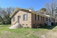 Building Photo - 306 E Hudson St