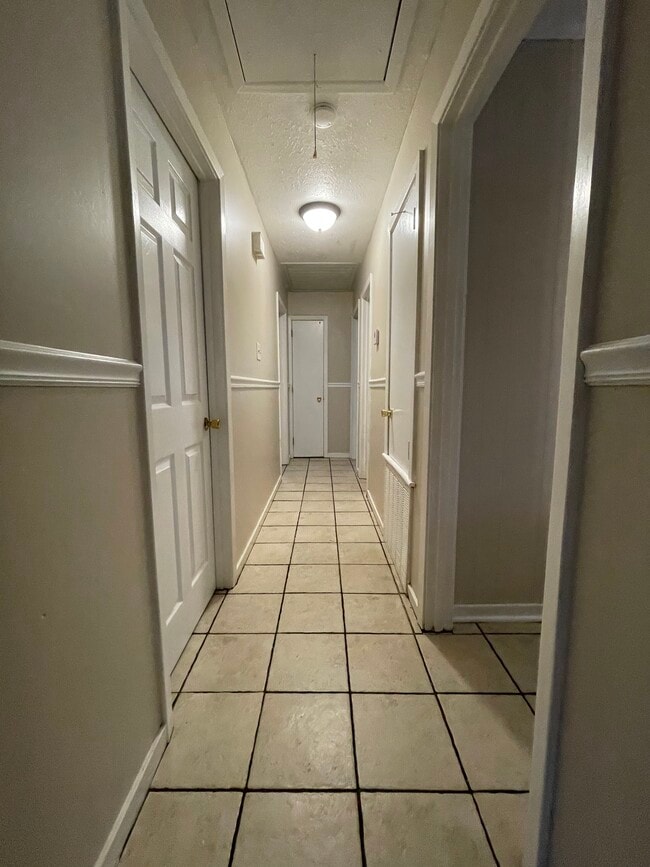 Hall - 323 Hunter Dr