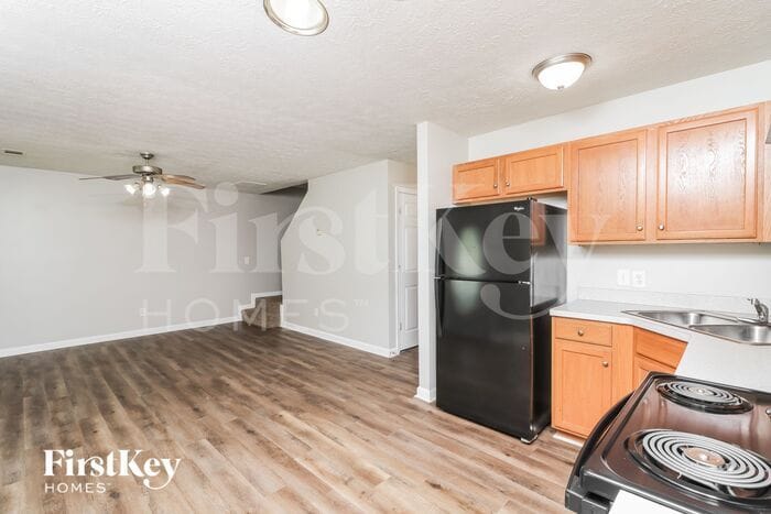 Building Photo - 103 Cobblestone Dr