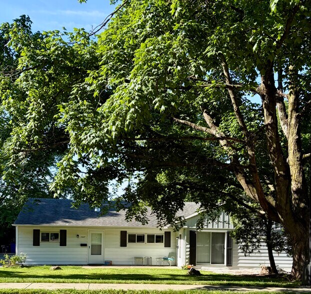 Building Photo - 1307 Bluff Ave