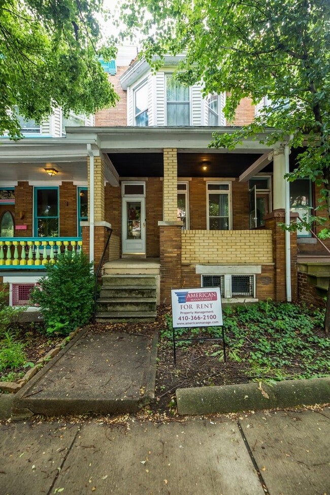 Primary Photo - 2026/2027 JHU Off-Campus Charles Village 3bd/1ba Rowhouse w/ W/D!! Available 6/9/26
