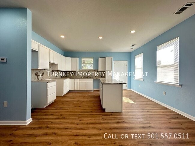 Building Photo - 1724 Parker St