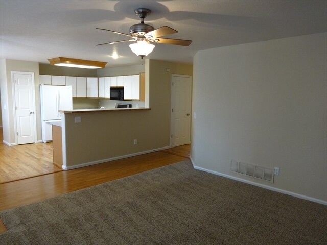 Building Photo - 4057 S Kirk Ct