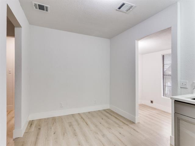 Building Photo - 3917 Valentine St