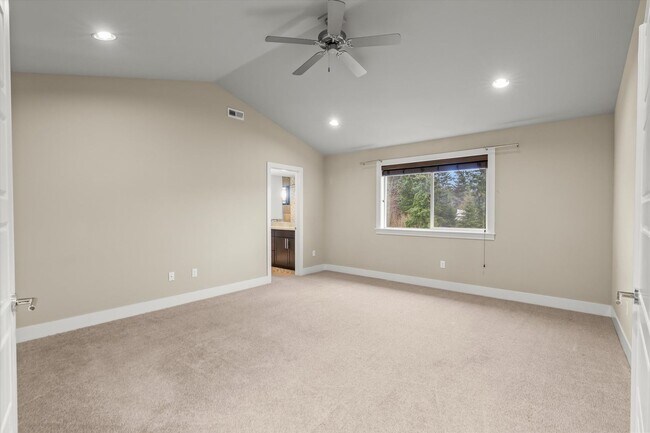 Building Photo - Backyard Putting Green + Outdoor Fireplace | Comfortable Puyallup Rental