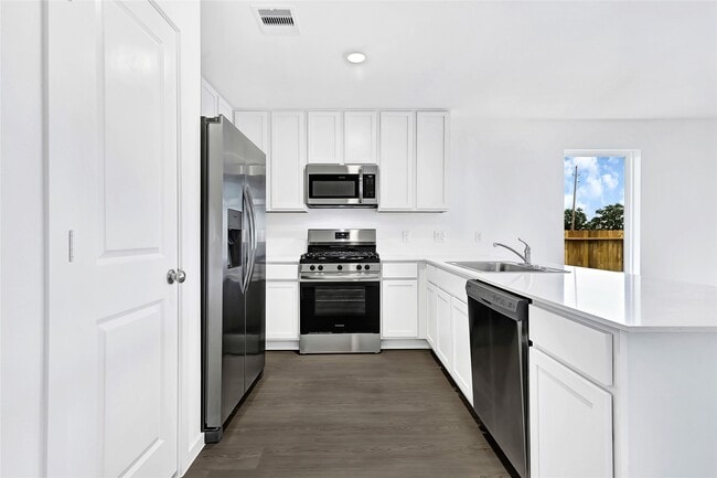 Building Photo - 201 Texas Pecan Dr