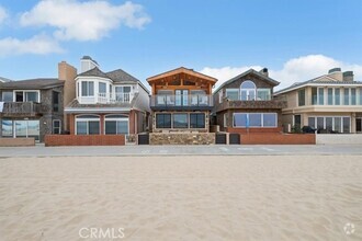 Building Photo - 2808 W Oceanfront